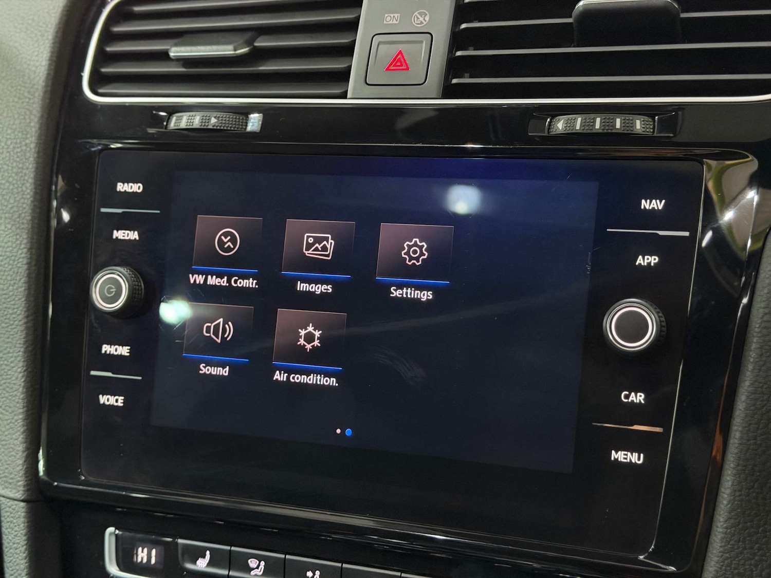 Used Volkswagen Golf 2019 for sale - 76686695: Photo 47