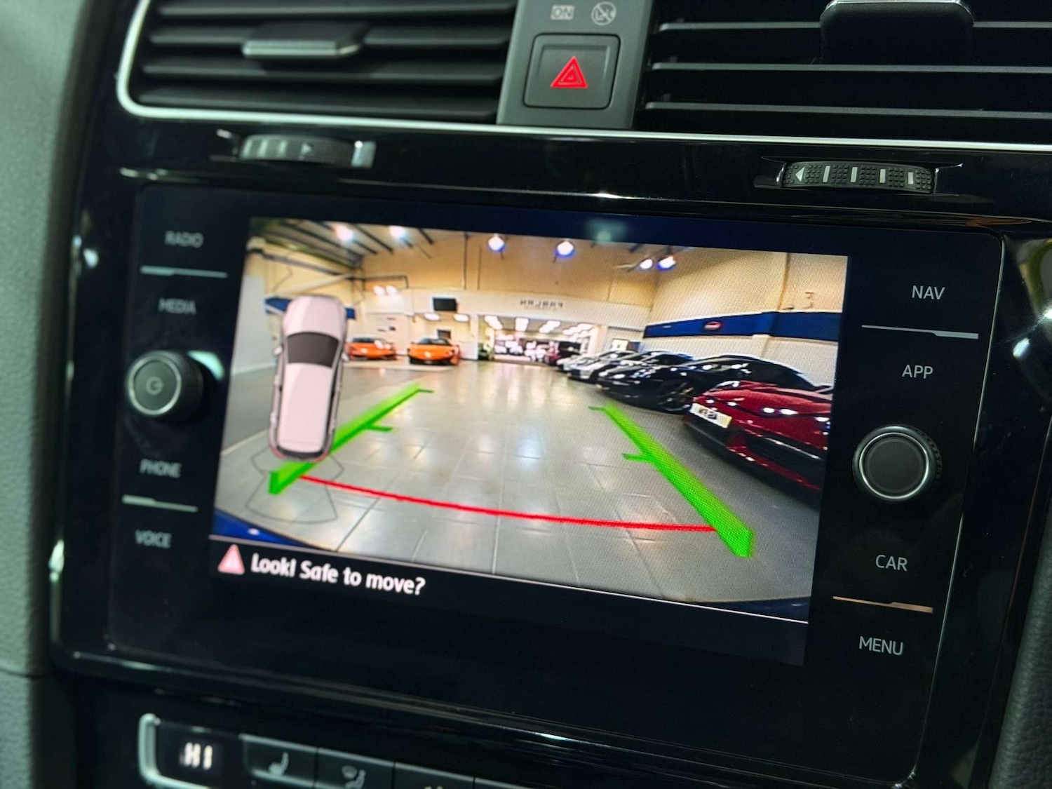 Used Volkswagen Golf 2019 for sale - 76686695: Photo 57