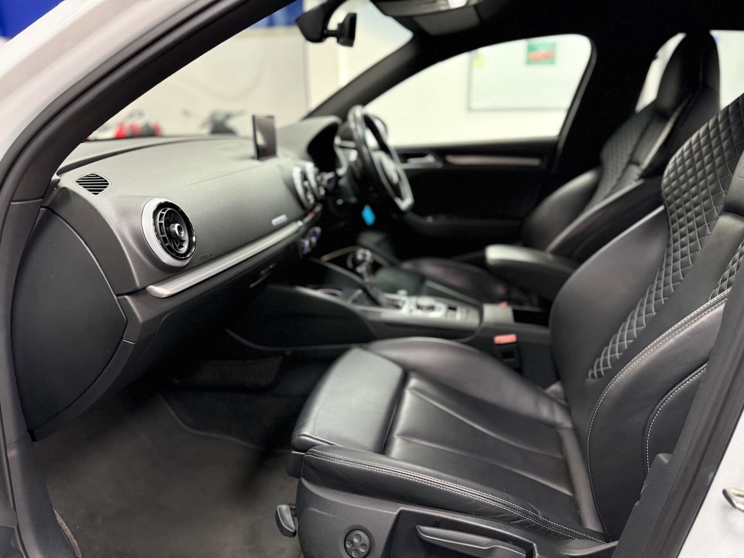 Used Audi A3 2017 for sale - 77151101: Photo 43