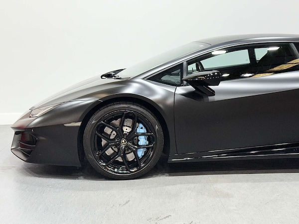 Used Lamborghini Huracan 2017 for sale - 76056617: Photo 19