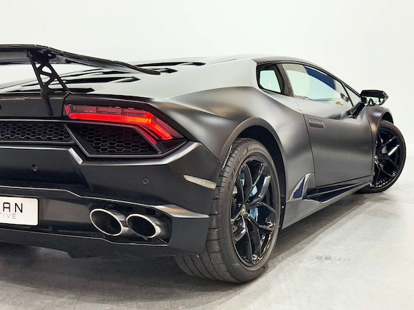 Used Lamborghini Huracan 2017 for sale - 76056617: Photo 30