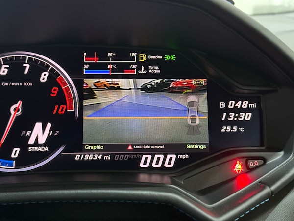 Used Lamborghini Huracan 2017 for sale - 76056617: Photo 44