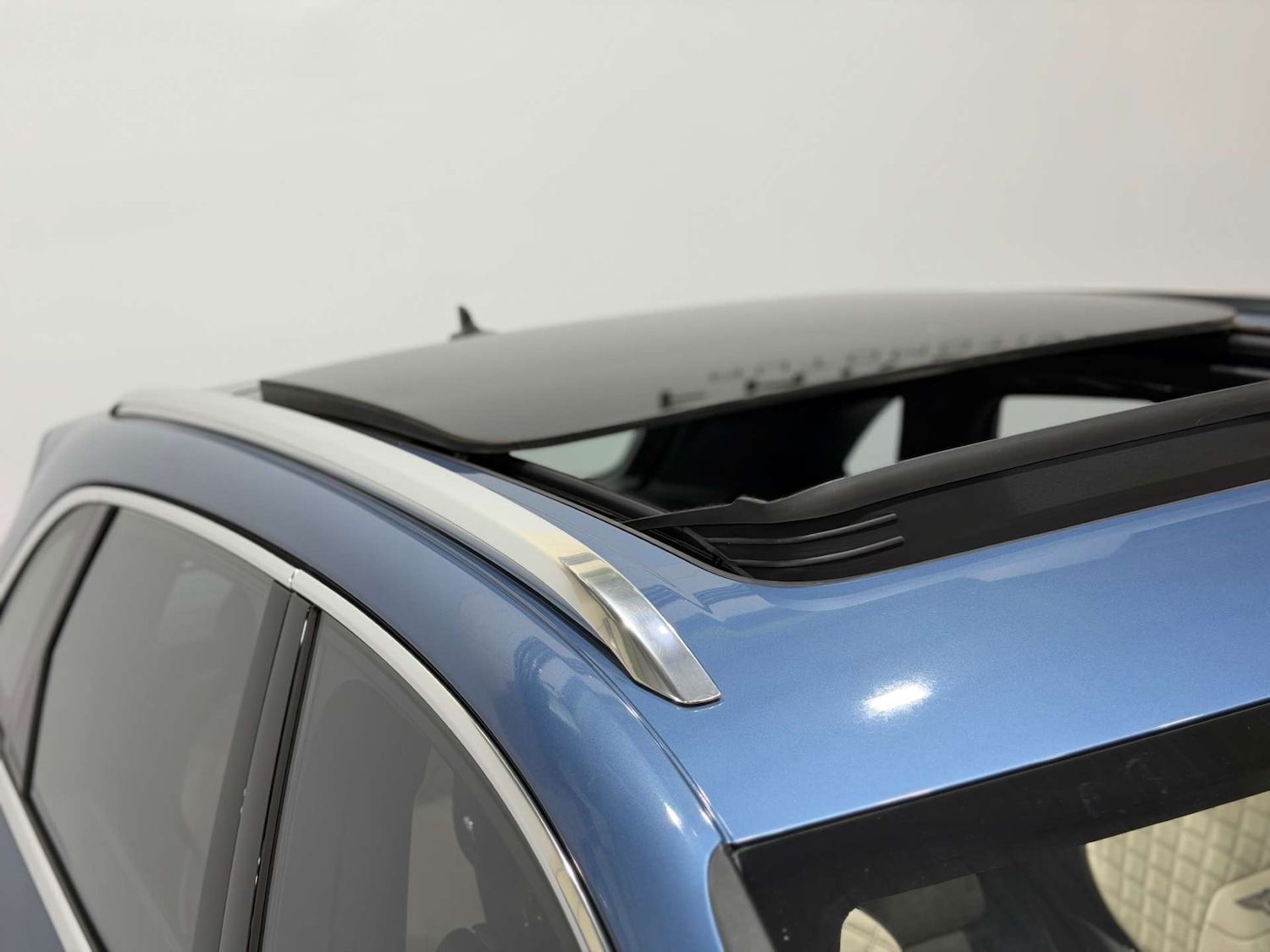 Used Bentley Bentayga 2021 for sale - 77101411: Photo 25