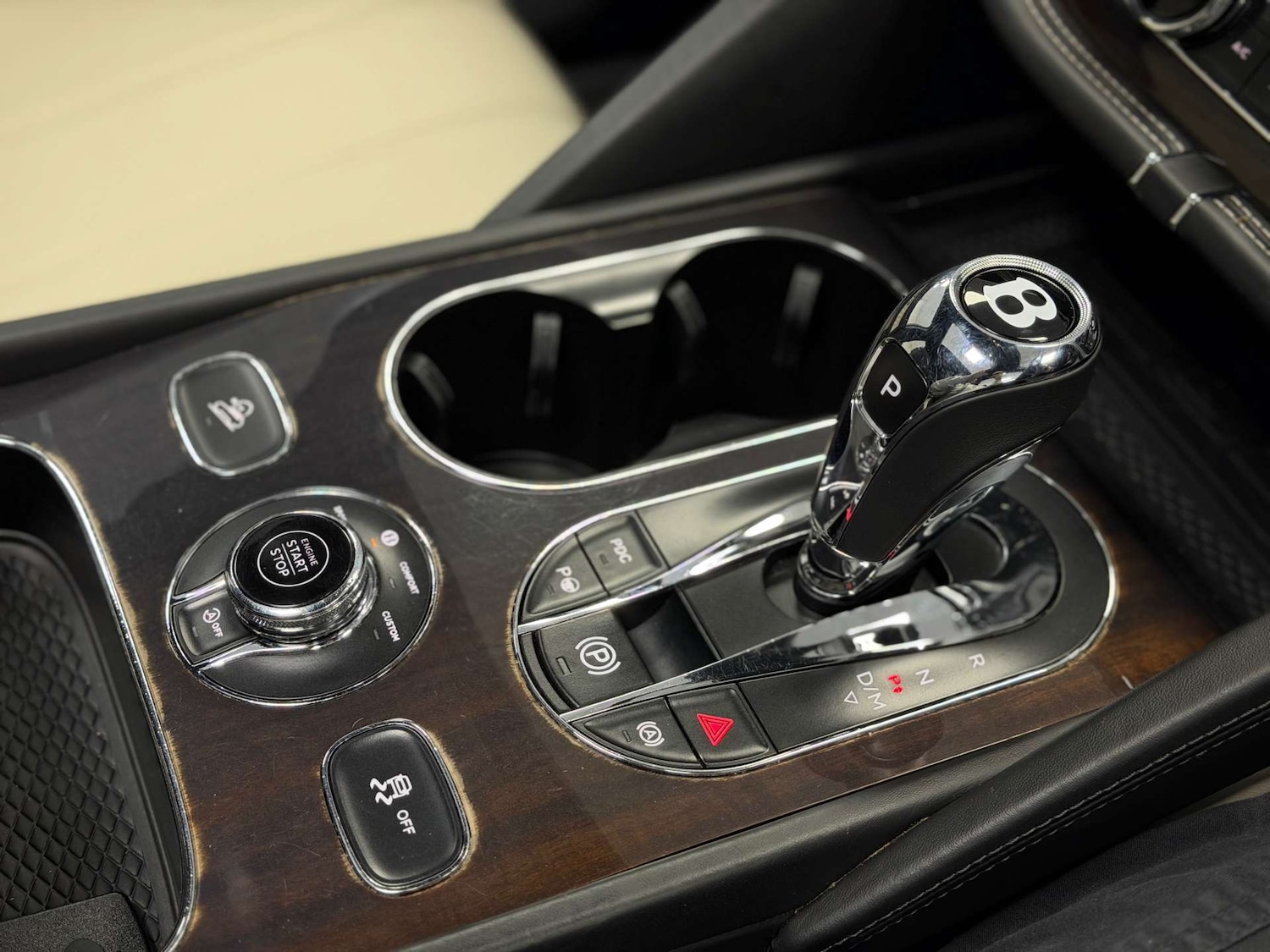 Used Bentley Bentayga 2021 for sale - 77101411: Photo 39