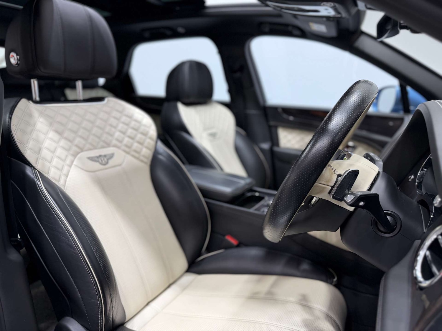 Used Bentley Bentayga 2021 for sale - 77101411: Photo 43