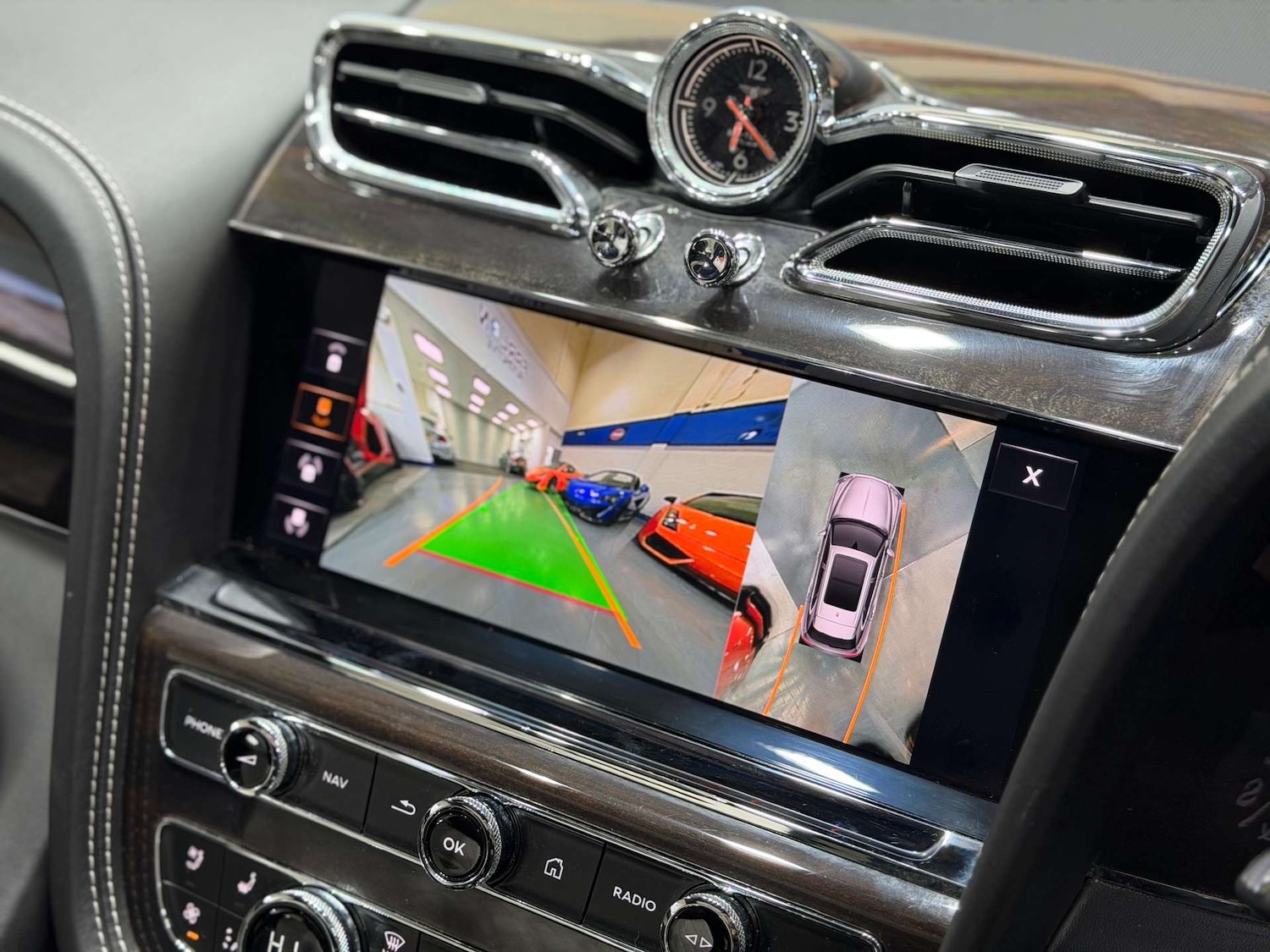 Used Bentley Bentayga 2021 for sale - 77101411: Photo 44