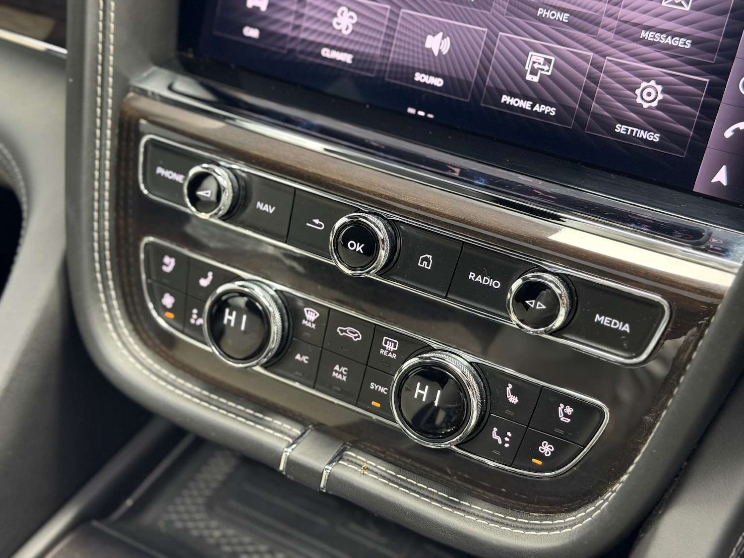 Used Bentley Bentayga 2021 for sale - 77101411: Photo 52