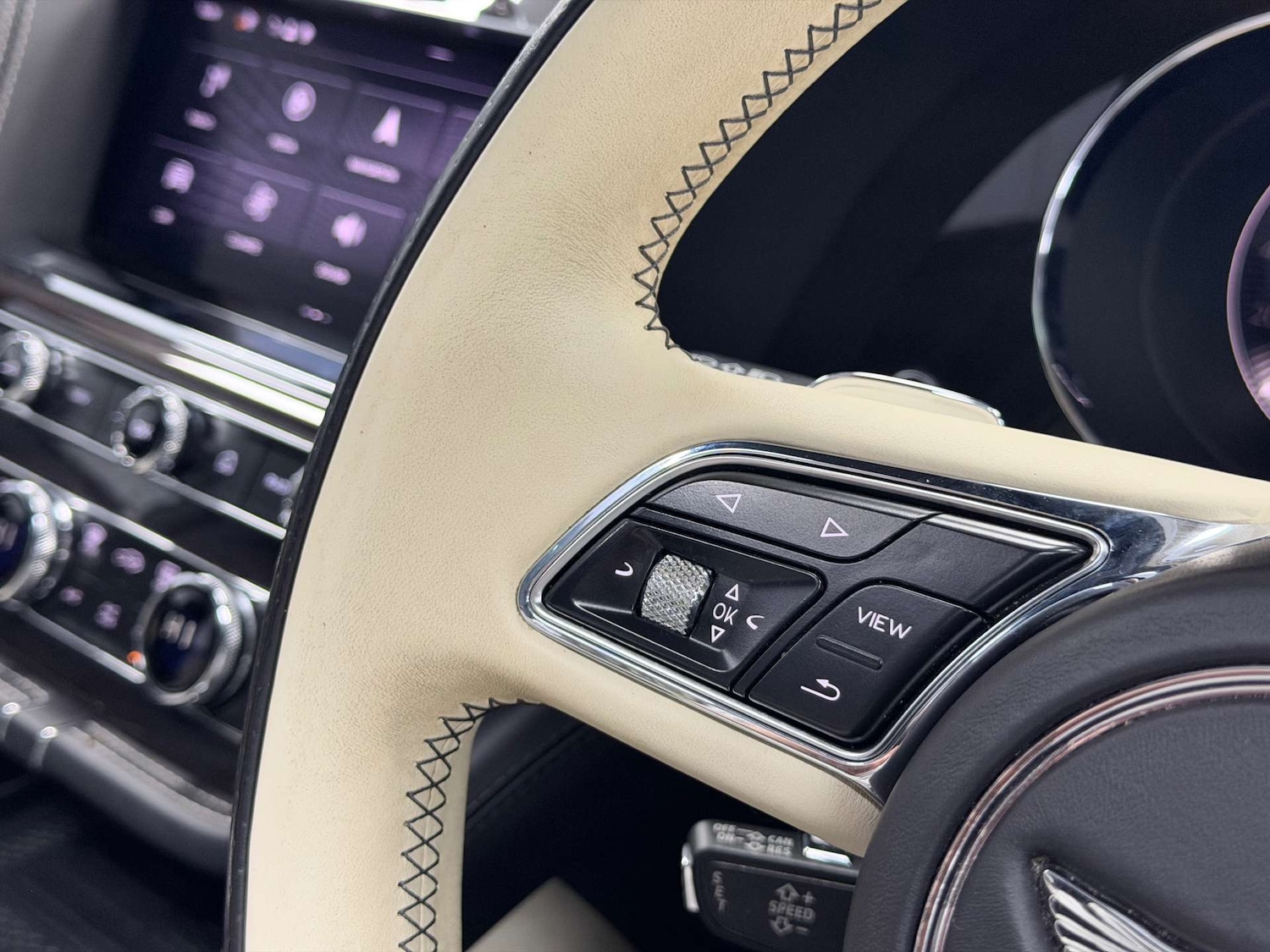 Used Bentley Bentayga 2021 for sale - 77101411: Photo 57