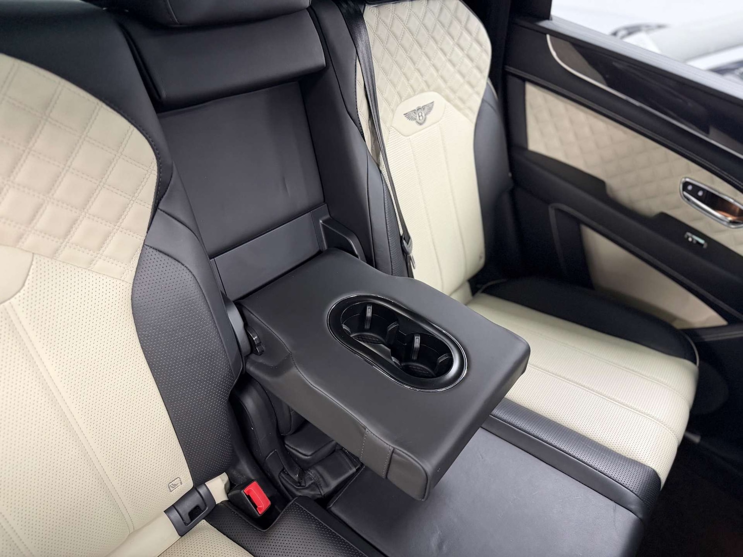 Used Bentley Bentayga 2021 for sale - 77101411: Photo 64