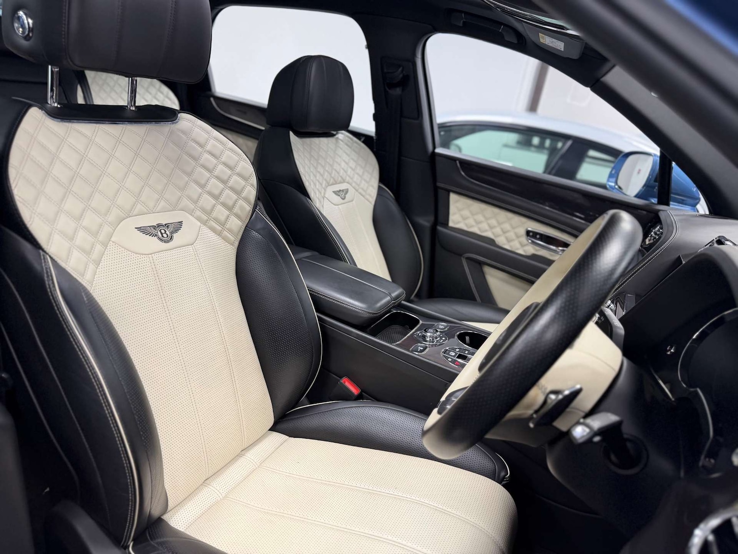 Used Bentley Bentayga 2021 for sale - 77101411: Photo 67