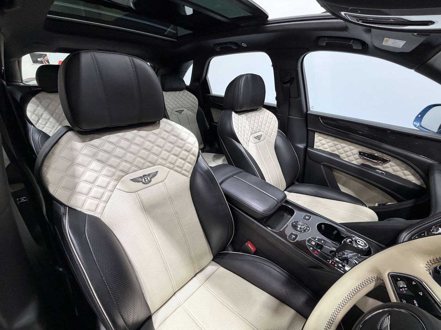 Used Bentley Bentayga 2021 for sale - 77101411: Photo 74