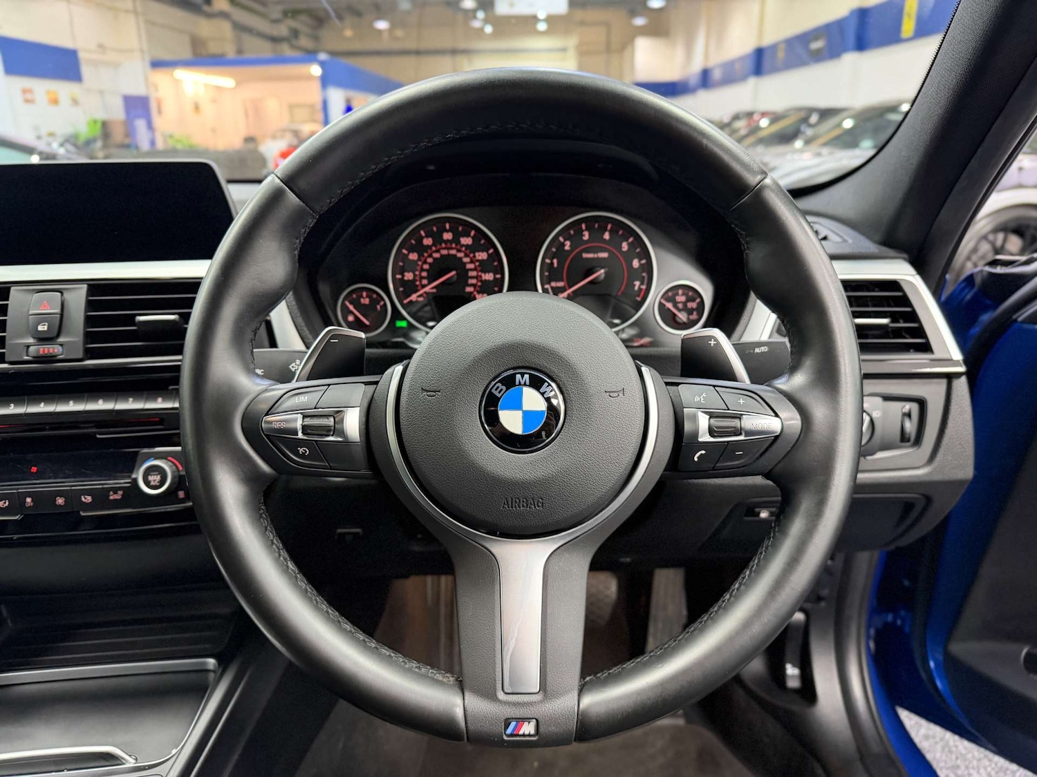Used BMW 3 Series 2018 for sale - 76451731: Photo 33