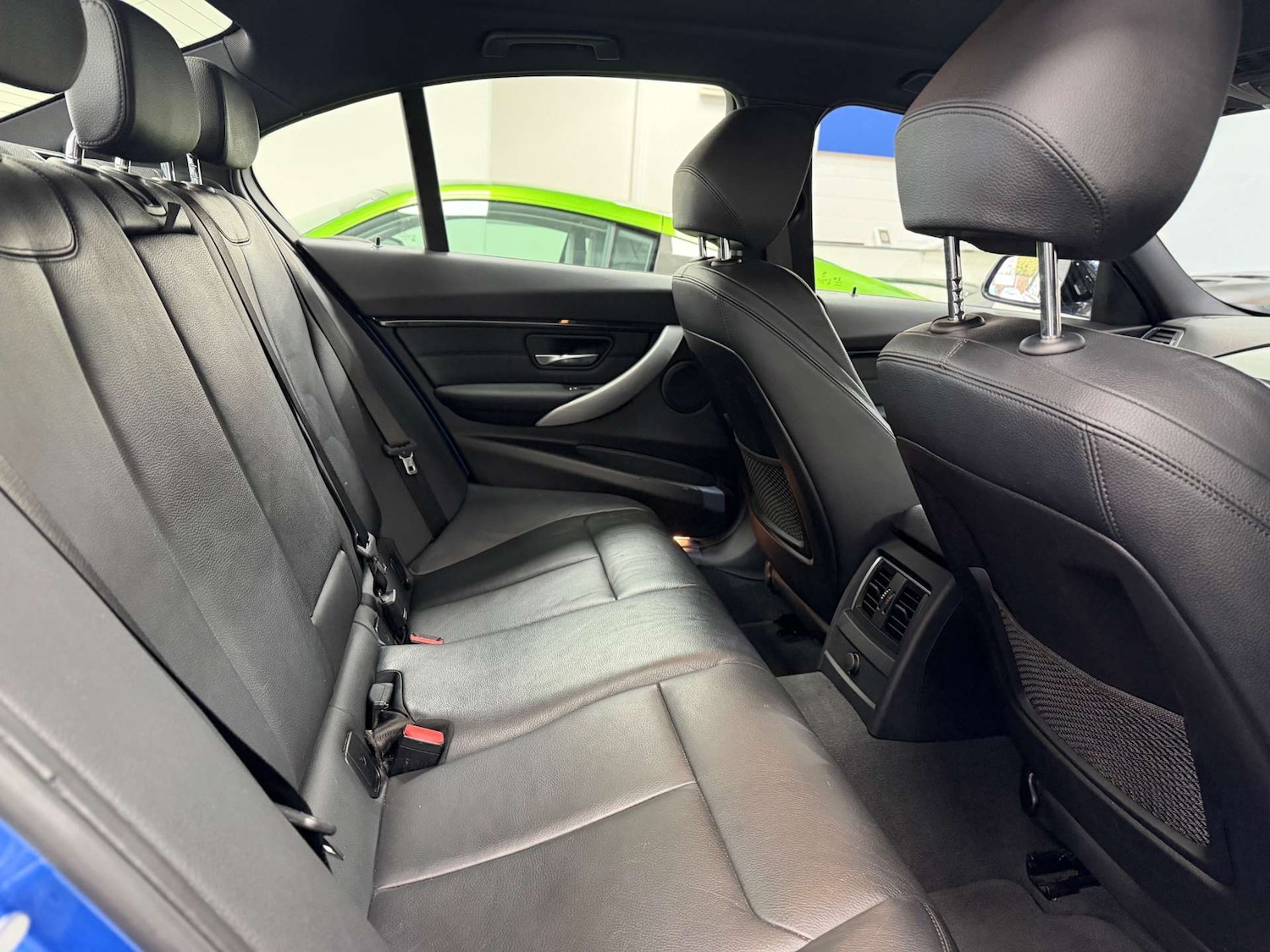 Used BMW 3 Series 2018 for sale - 76451731: Photo 42