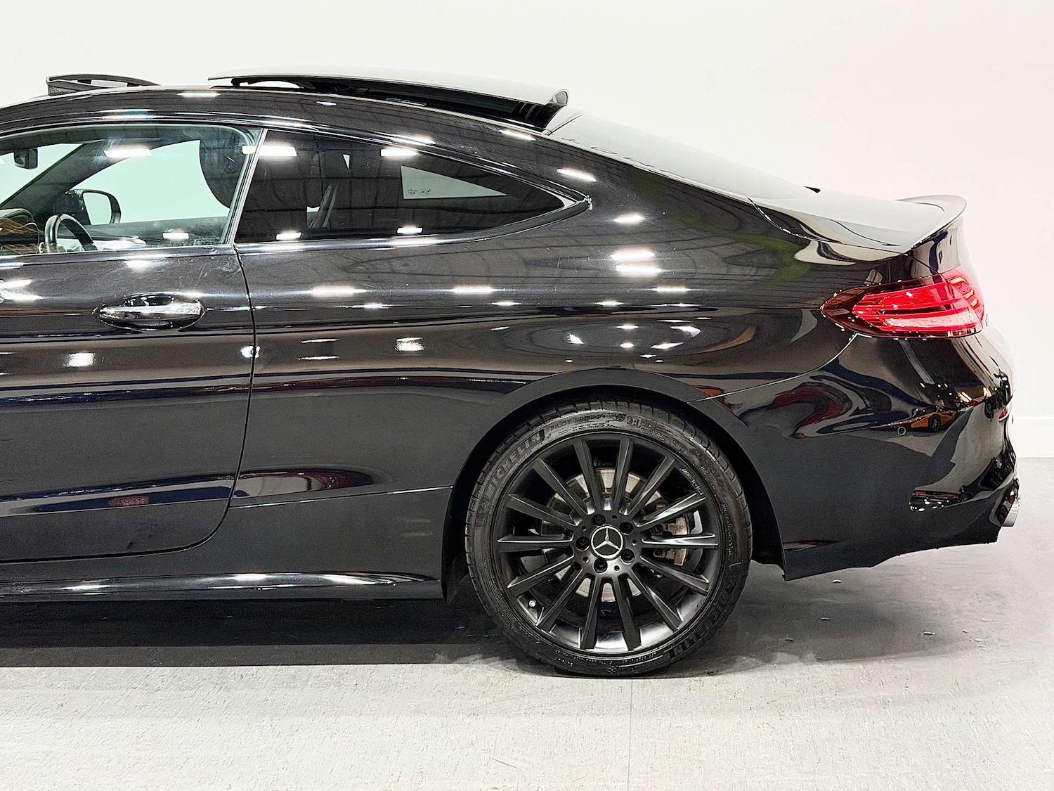 Used Mercedes-Benz C Class 2020 for sale - 76263547: Photo 22