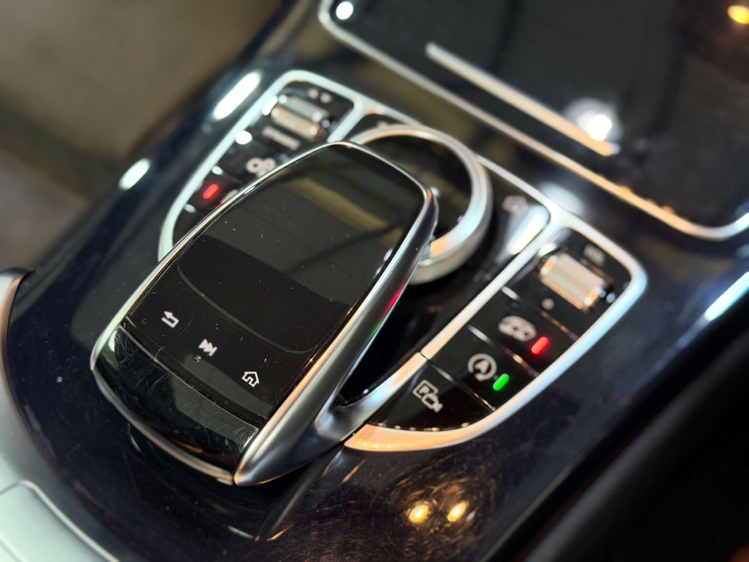 Used Mercedes-Benz C Class 2020 for sale - 76263547: Photo 60