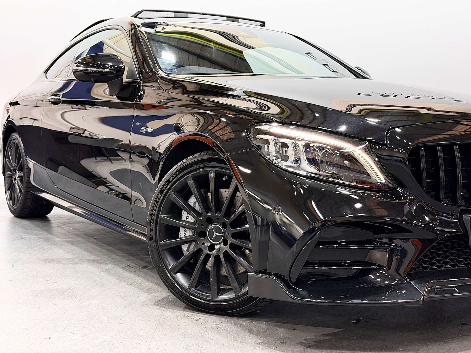 Used Mercedes-Benz C Class 2020 for sale - 76263547: Photo 8