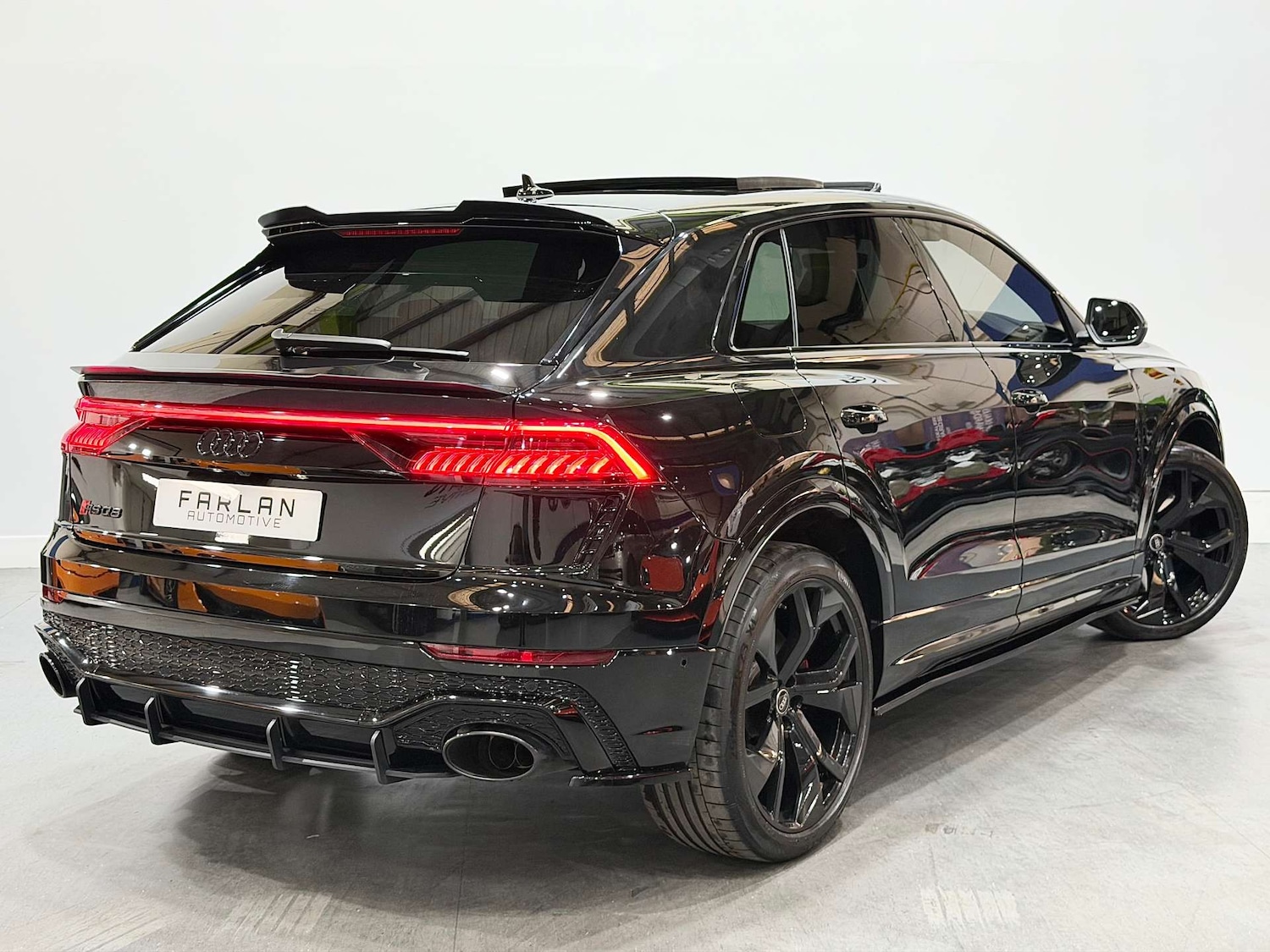 Used Audi RS Q8 2023 for sale - 76385765: Photo 24