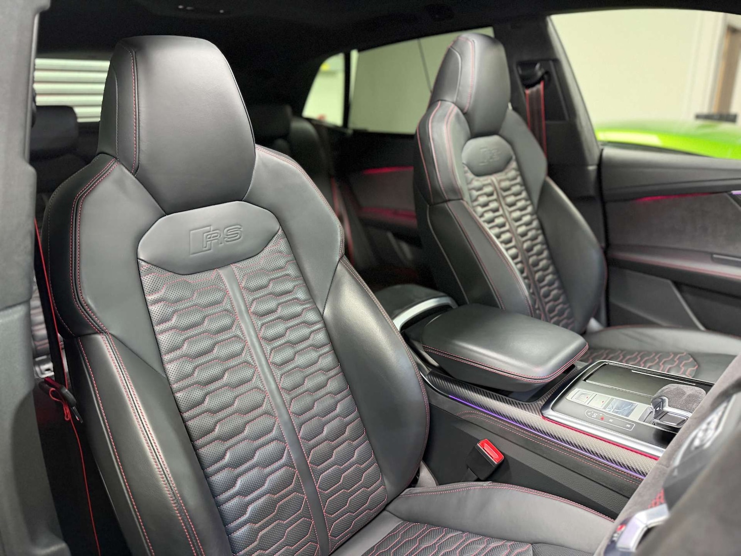 Used Audi RS Q8 2023 for sale - 76385765: Photo 6