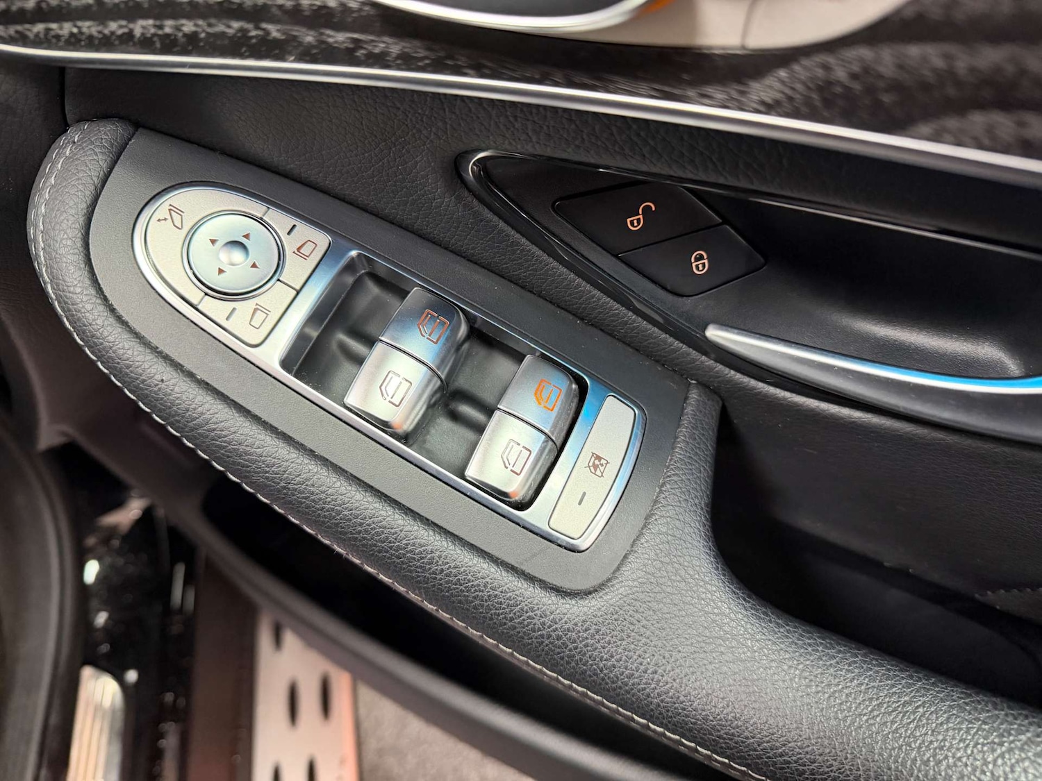 Used Mercedes-Benz GLC 2019 for sale - 77039156: Photo 52