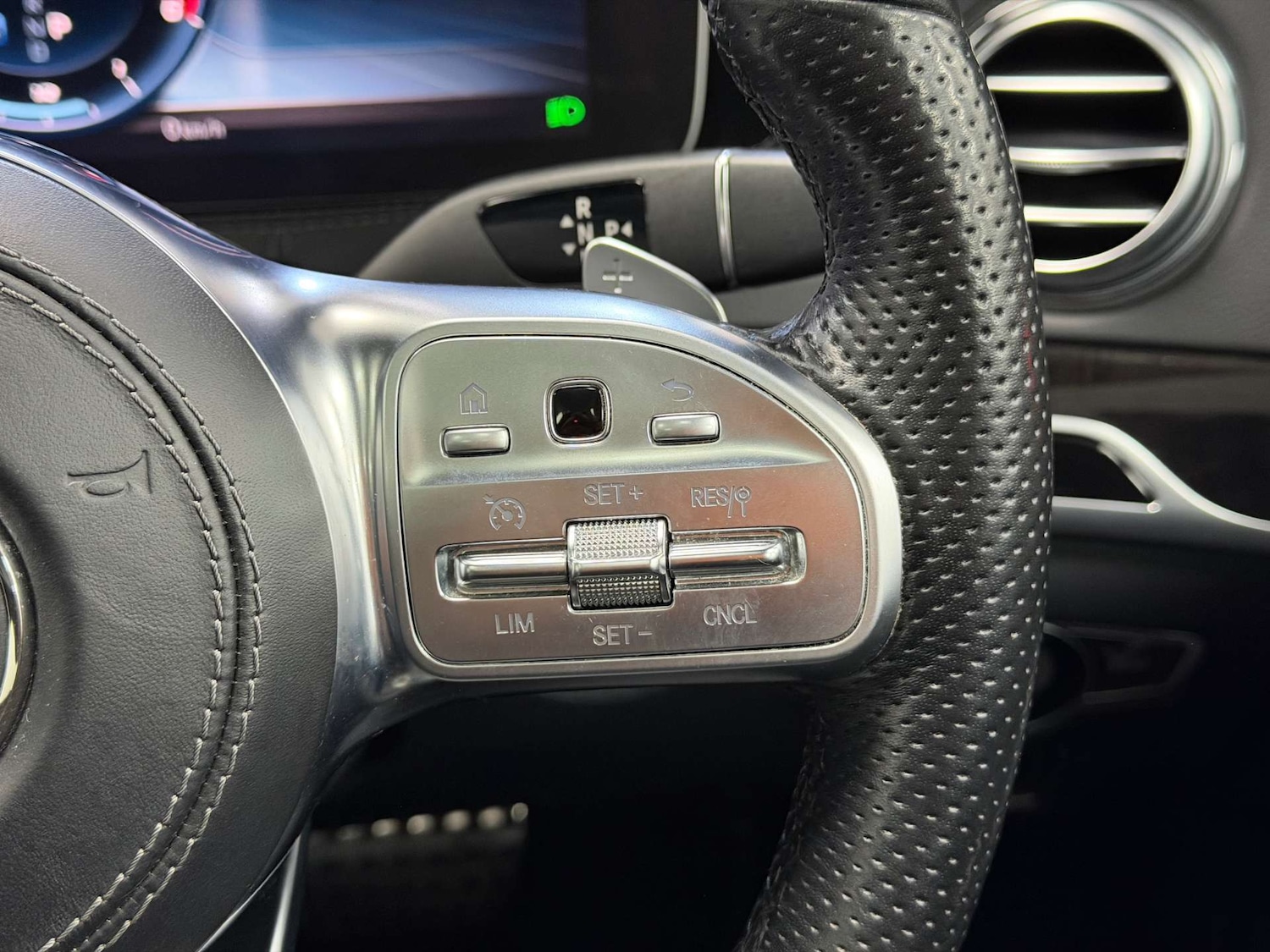 Used Mercedes-Benz S Class 2018 for sale - 76698007: Photo 36