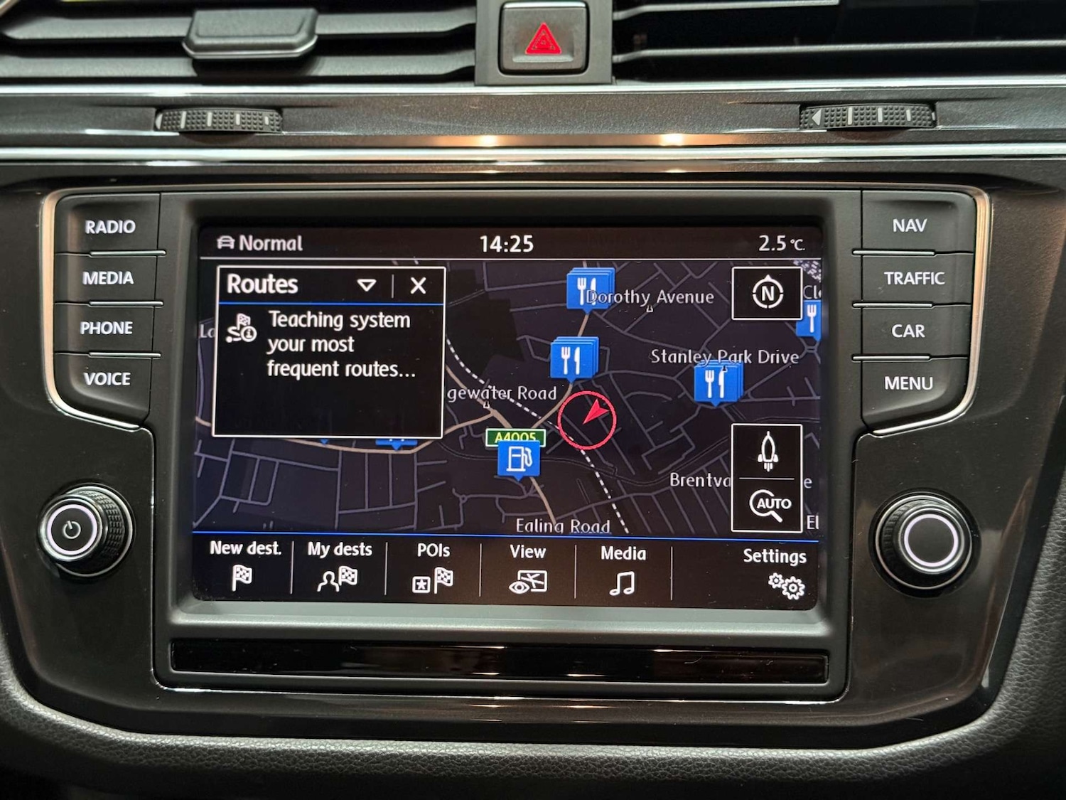 Used Volkswagen Tiguan 2016 for sale - 76277591: Photo 30