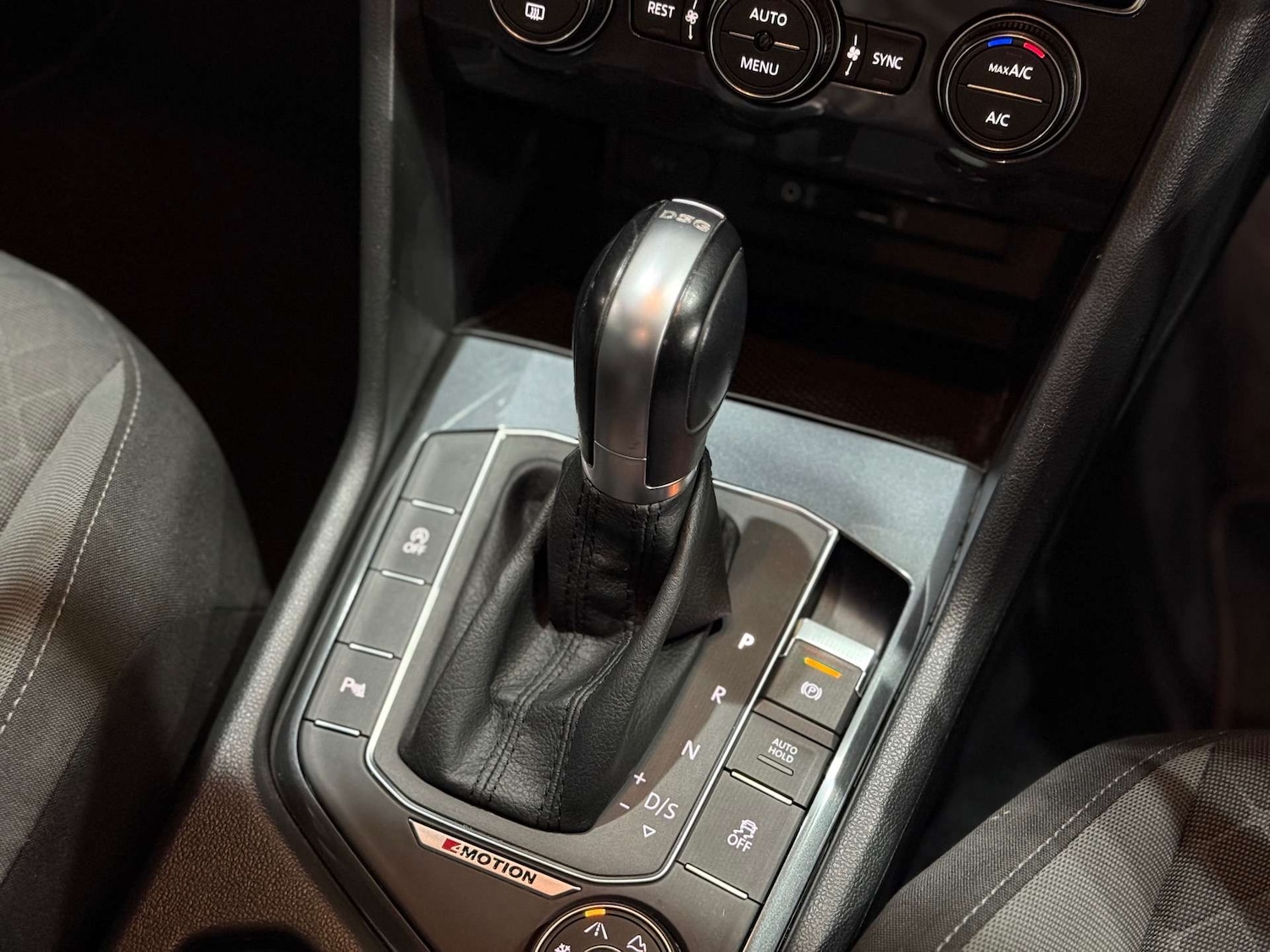 Used Volkswagen Tiguan 2016 for sale - 76277591: Photo 31