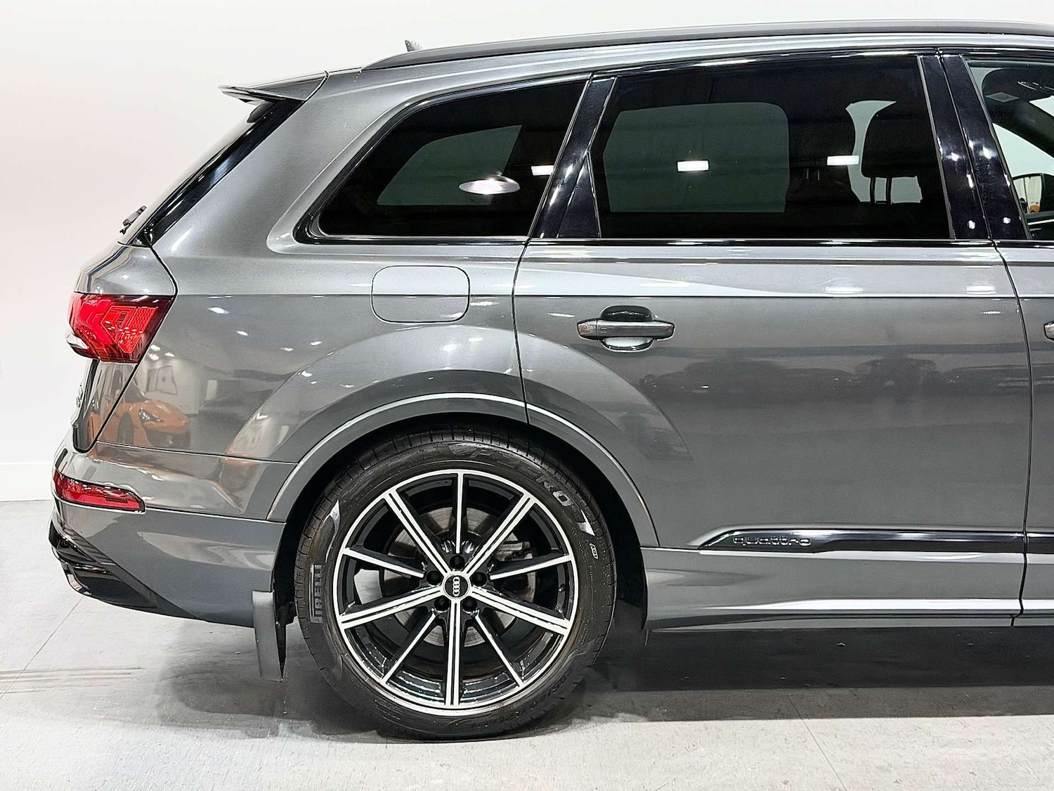 Used Audi Q7 2019 for sale - 76741530: Photo 16