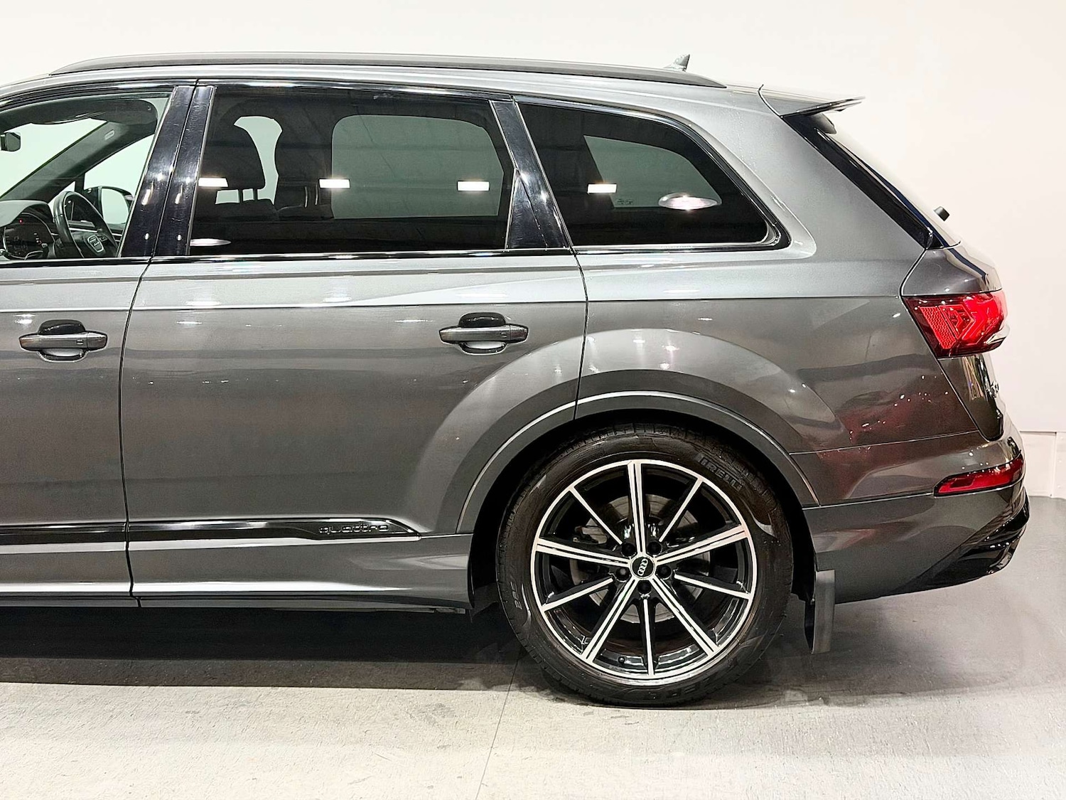Used Audi Q7 2019 for sale - 76741530: Photo 21