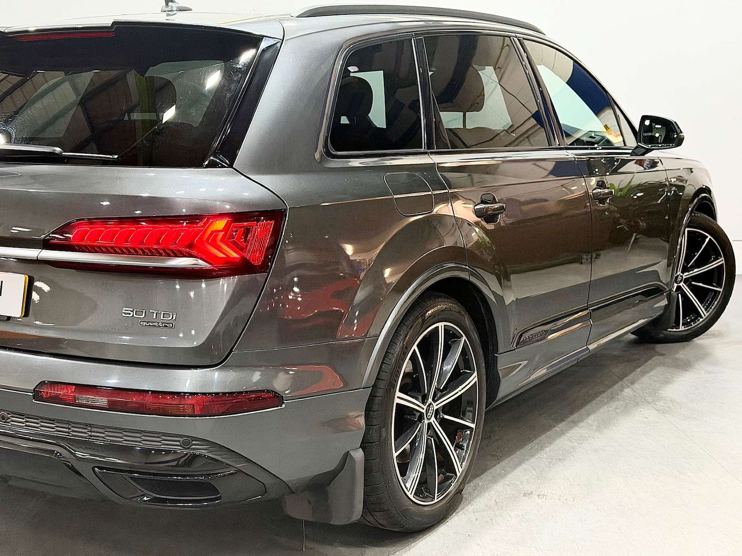 Used Audi Q7 2019 for sale - 76741530: Photo 24