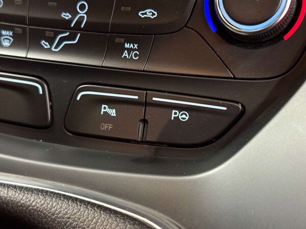 Used Ford Kuga 2019 for sale - 75642993: Photo 56