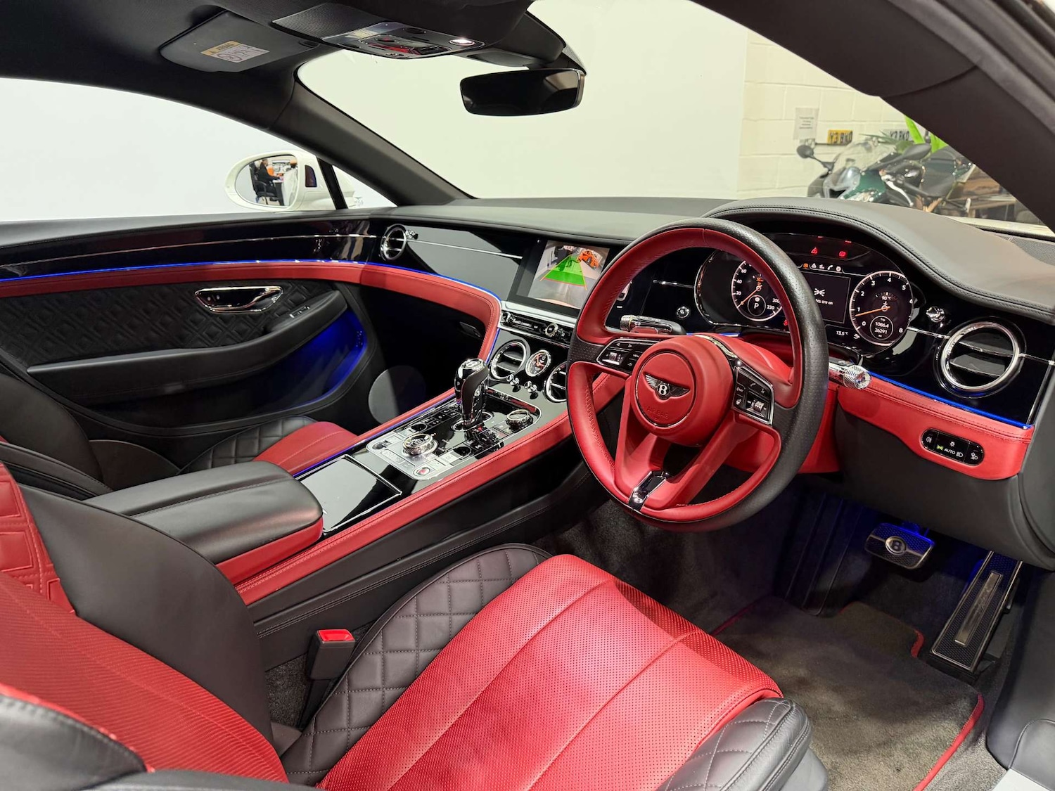 Used Bentley Continental 2019 for sale - 76333076: Photo 4