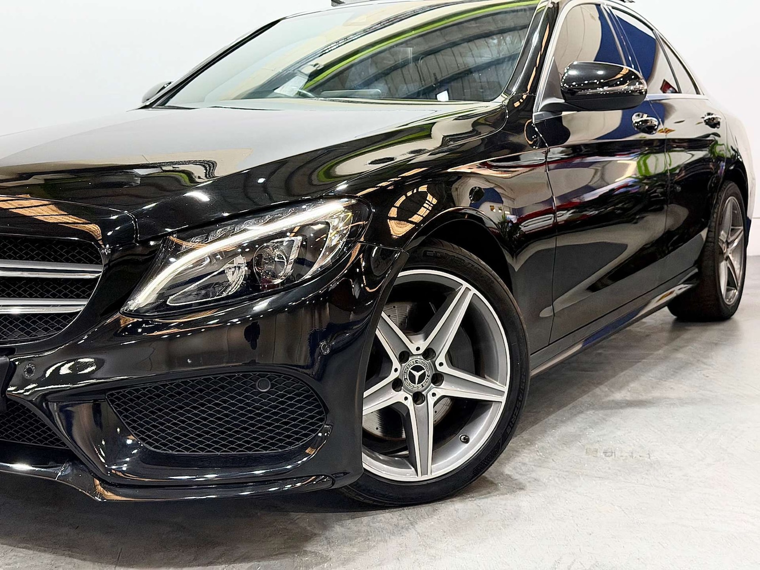 Used Mercedes-Benz C Class 2018 for sale - 76253836: Photo 12