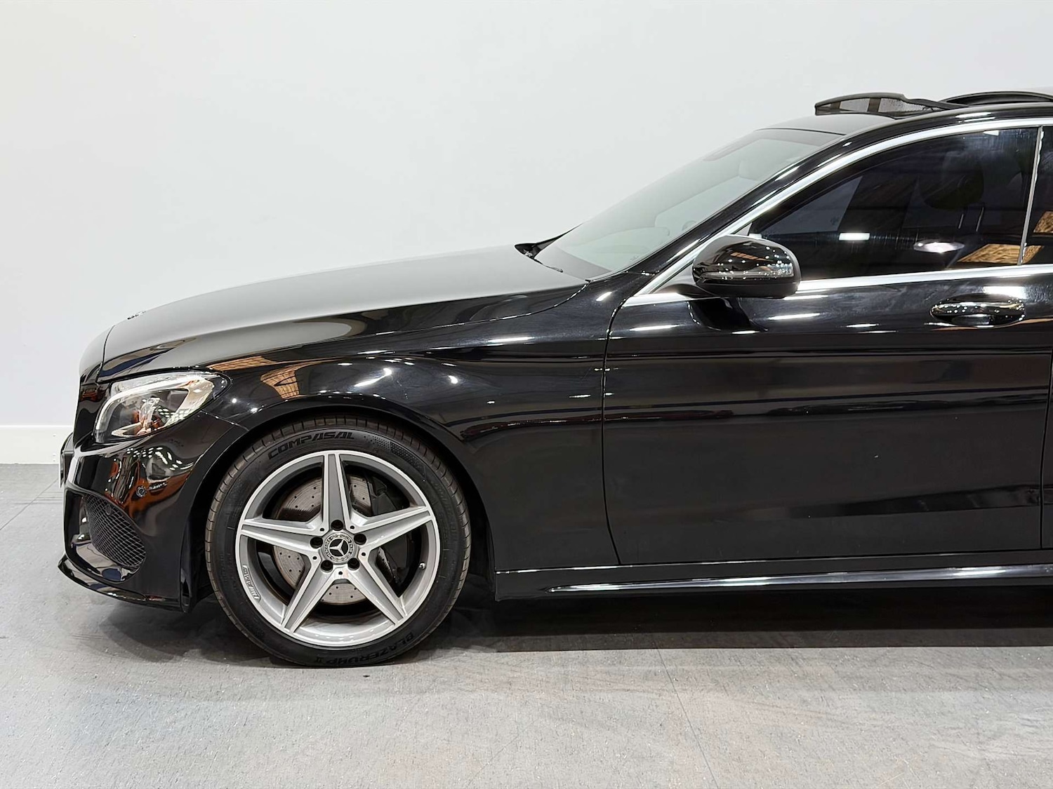 Used Mercedes-Benz C Class 2018 for sale - 76253836: Photo 15