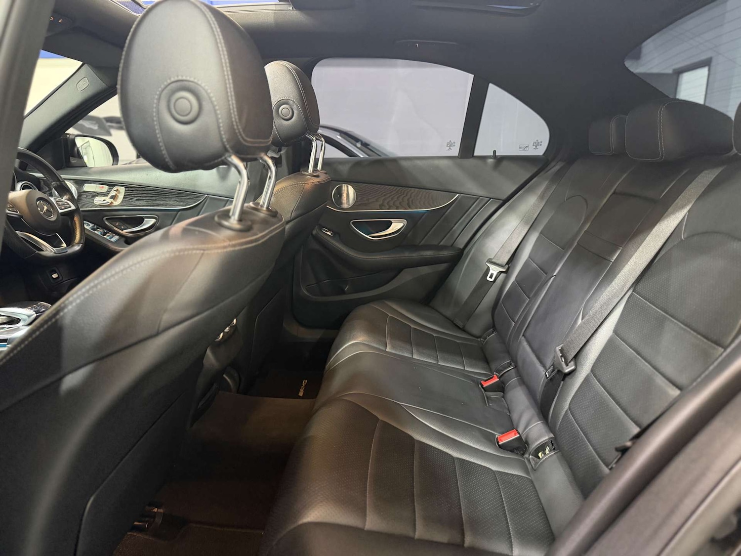 Used Mercedes-Benz C Class 2018 for sale - 76253836: Photo 38