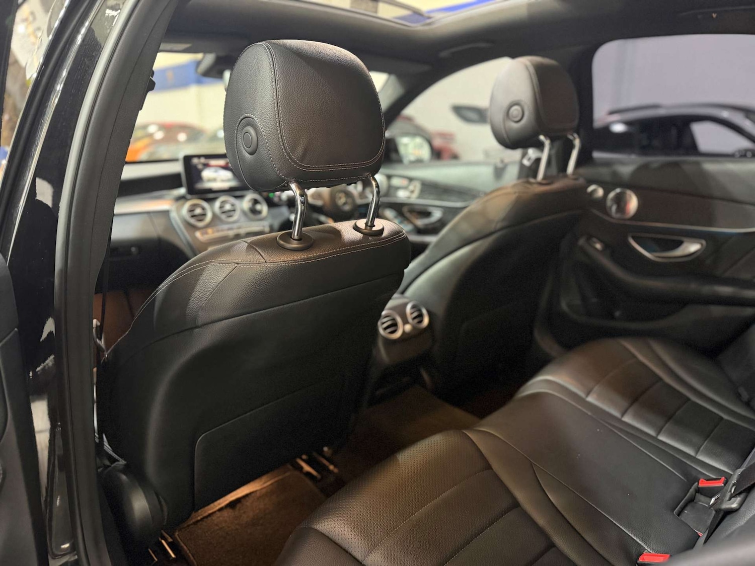 Used Mercedes-Benz C Class 2018 for sale - 76253836: Photo 39