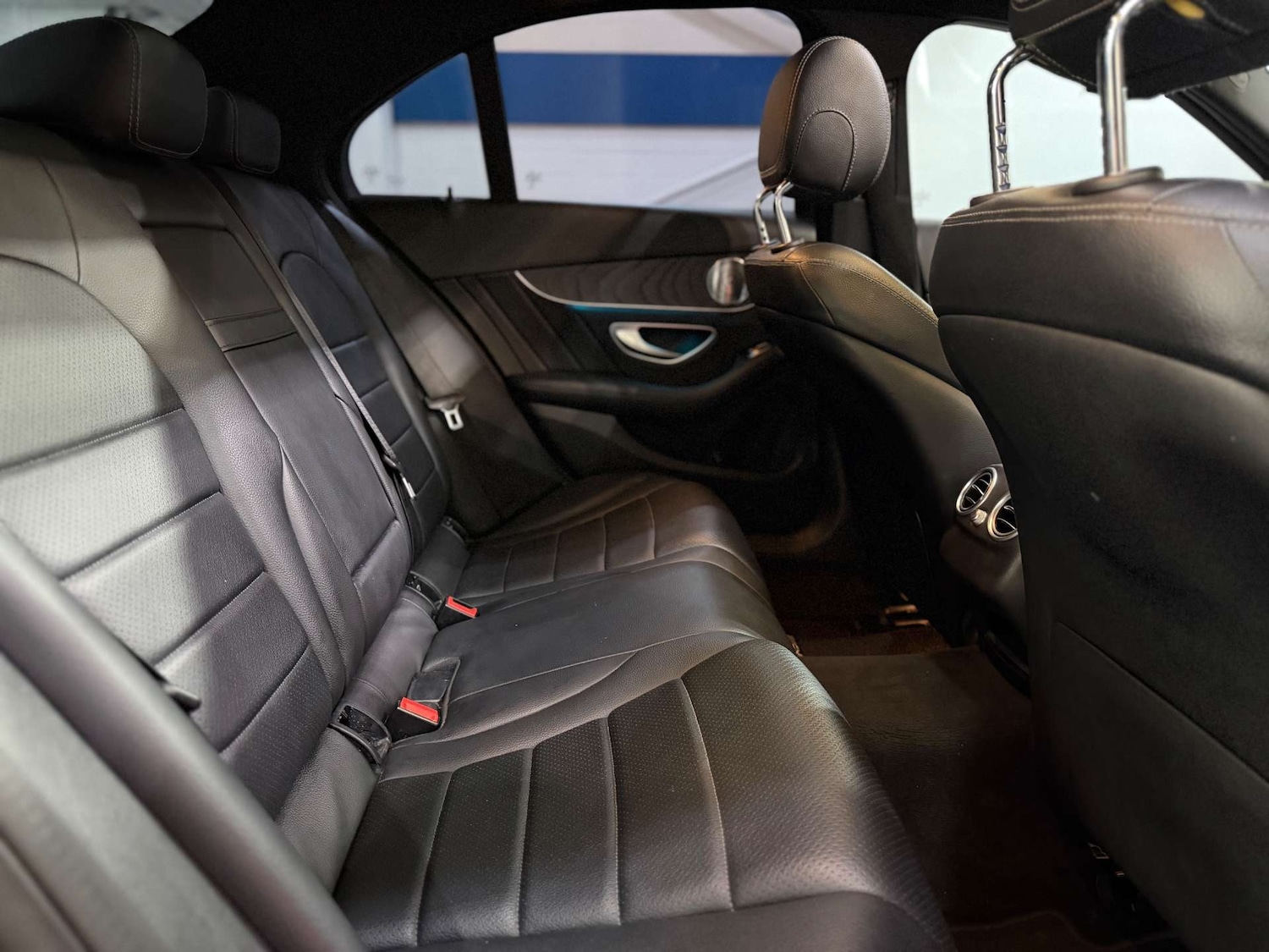 Used Mercedes-Benz C Class 2018 for sale - 76253836: Photo 41