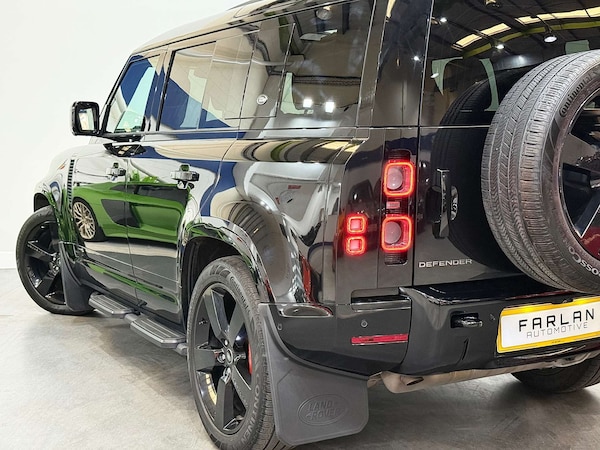 Used Land Rover Defender 110 2021 for sale - 75634111: Photo 24
