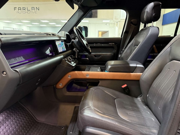Used Land Rover Defender 110 2021 for sale - 75634111: Photo 35