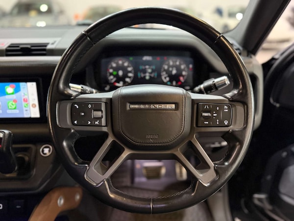 Used Land Rover Defender 110 2021 for sale - 75634111: Photo 38