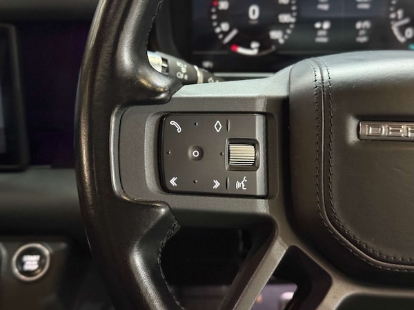Used Land Rover Defender 110 2021 for sale - 75634111: Photo 39