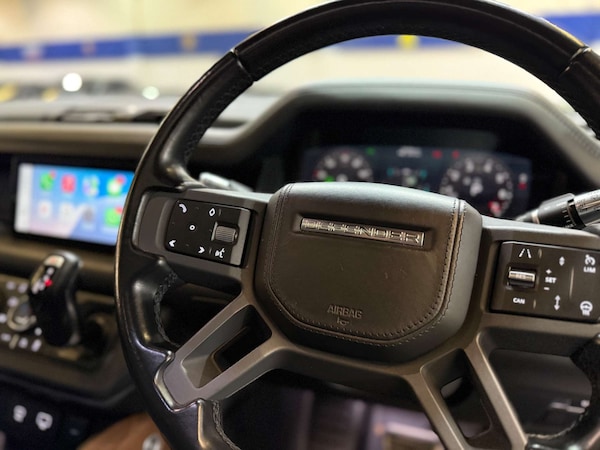 Used Land Rover Defender 110 2021 for sale - 75634111: Photo 46