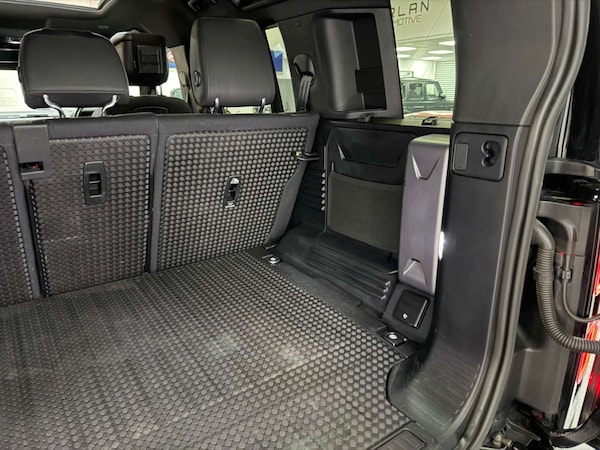 Used Land Rover Defender 110 2021 for sale - 75634111: Photo 63
