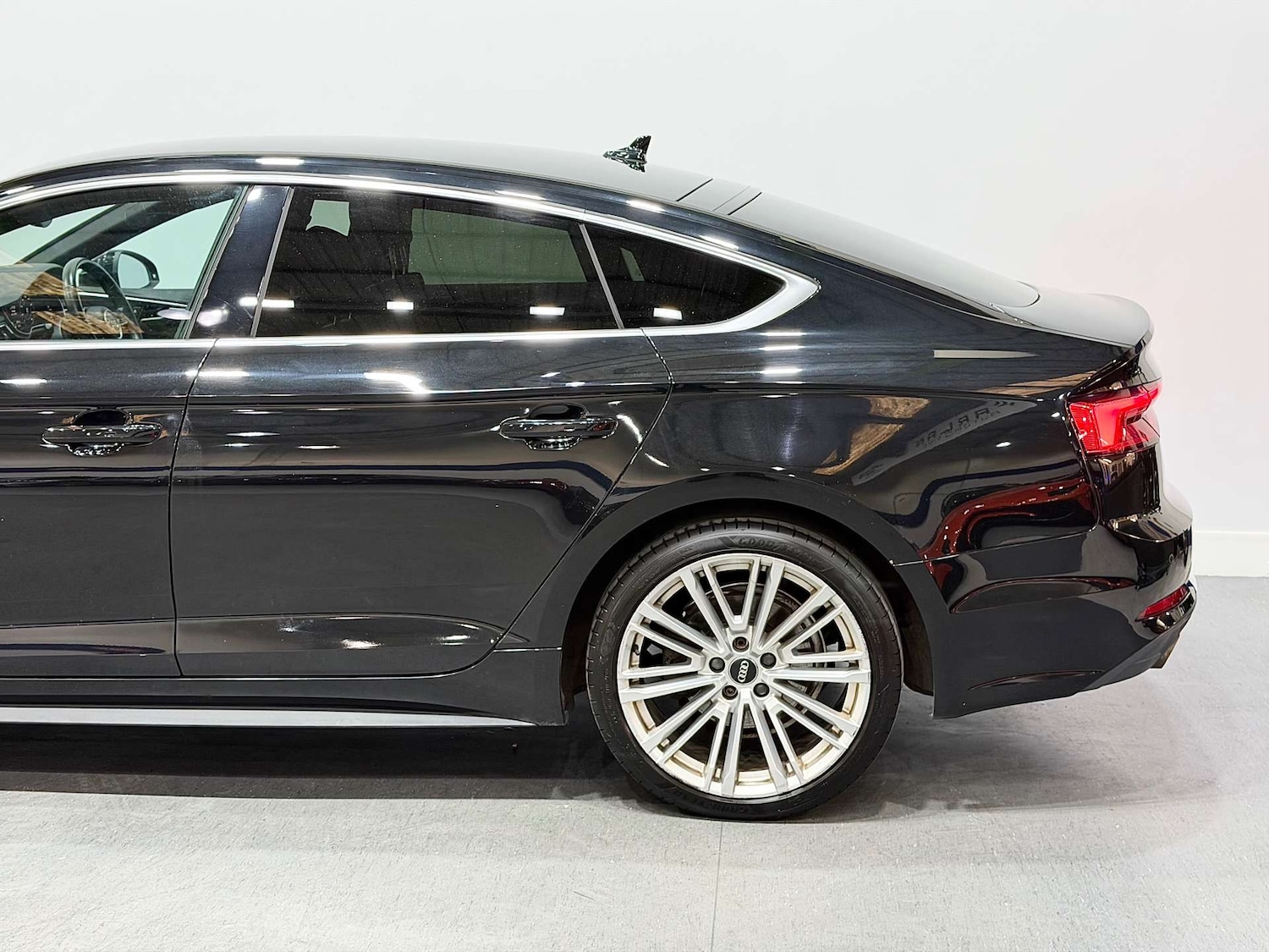 Used Audi A5 2017 for sale - 76682746: Photo 18