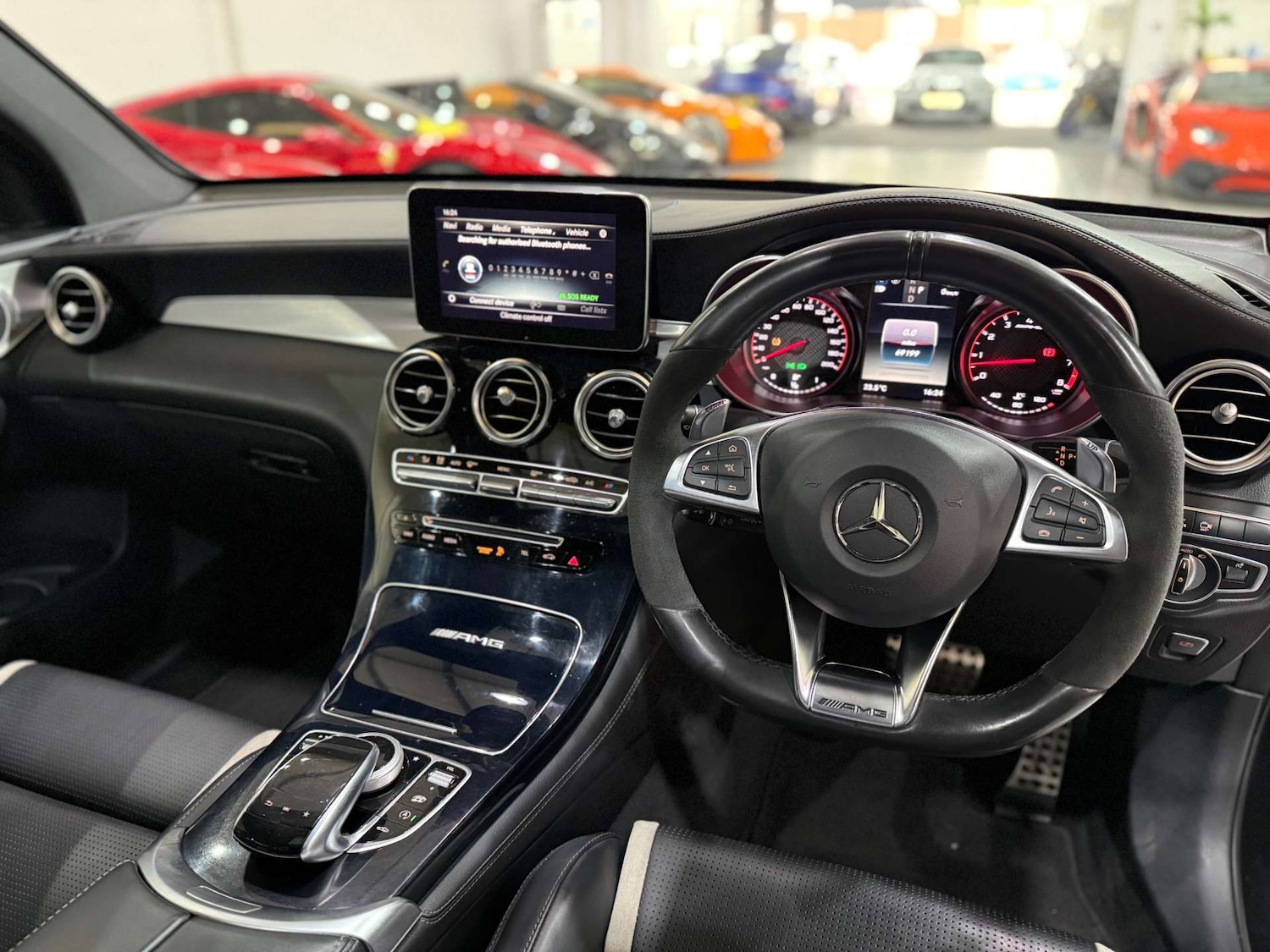 Used Mercedes-Benz GLC 2018 for sale - 76601830: Photo 2