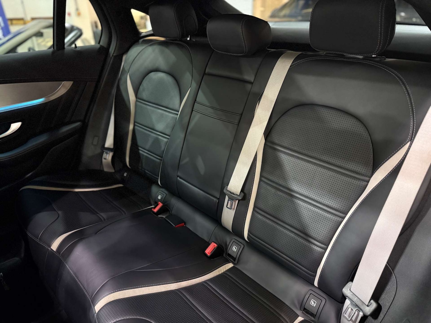 Used Mercedes-Benz GLC 2018 for sale - 76601830: Photo 35