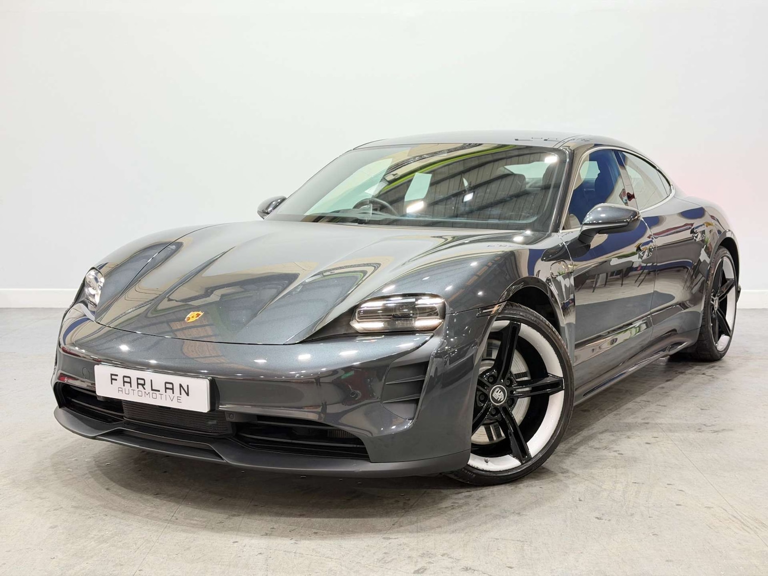 Used Porsche Taycan 2021 for sale - 77136389: Photo 13
