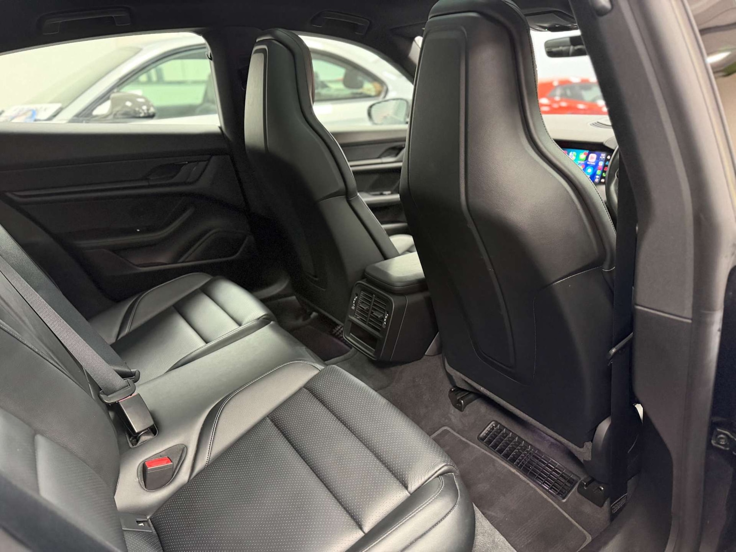 Used Porsche Taycan 2021 for sale - 77136389: Photo 38