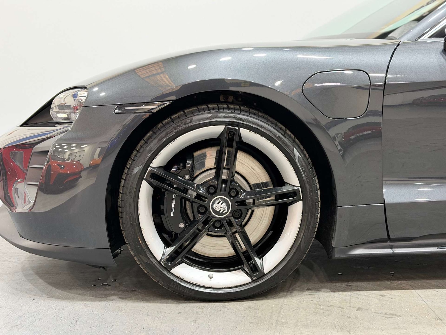 Used Porsche Taycan 2021 for sale - 77136389: Photo 48