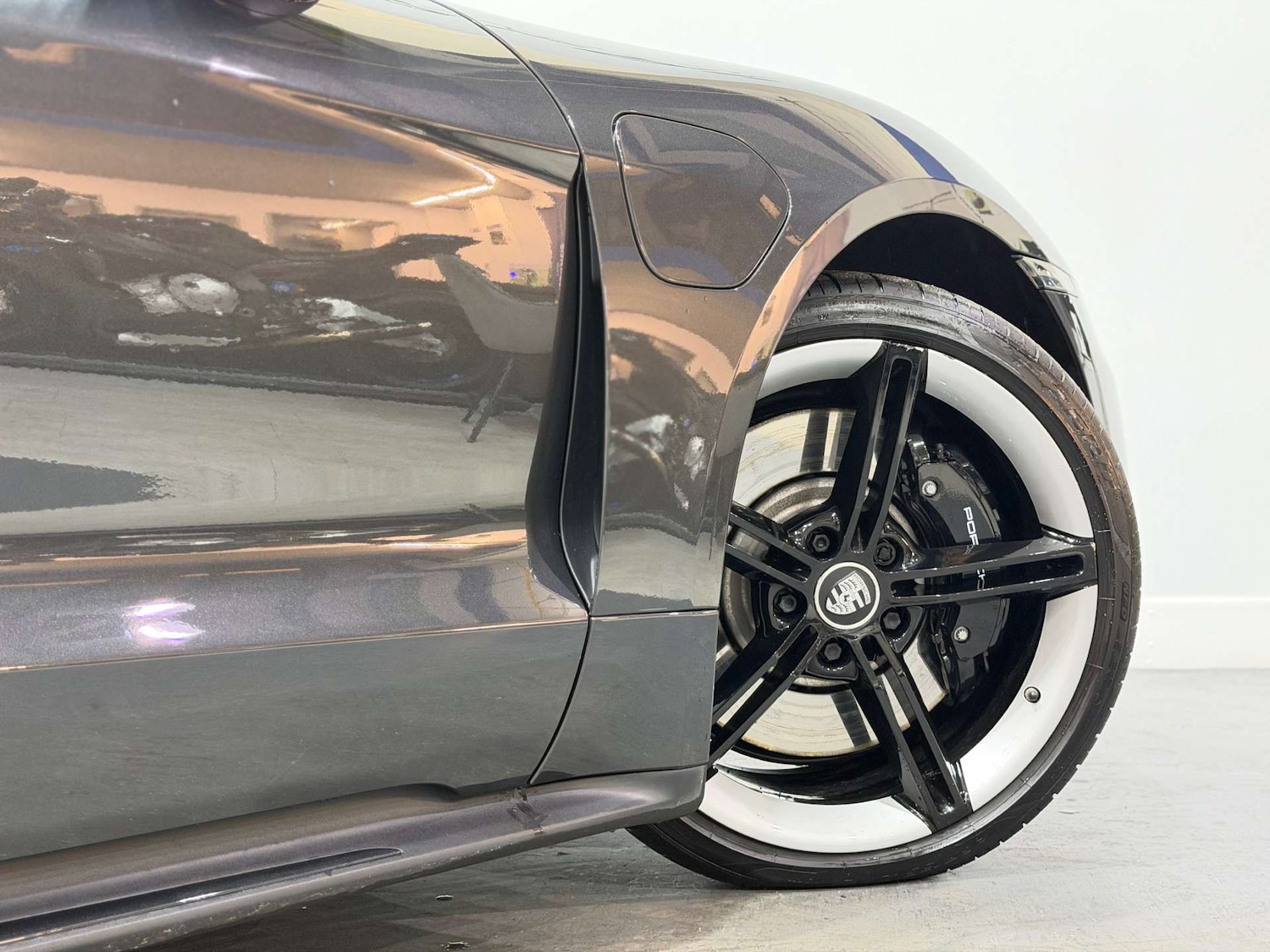 Used Porsche Taycan 2021 for sale - 77136389: Photo 50