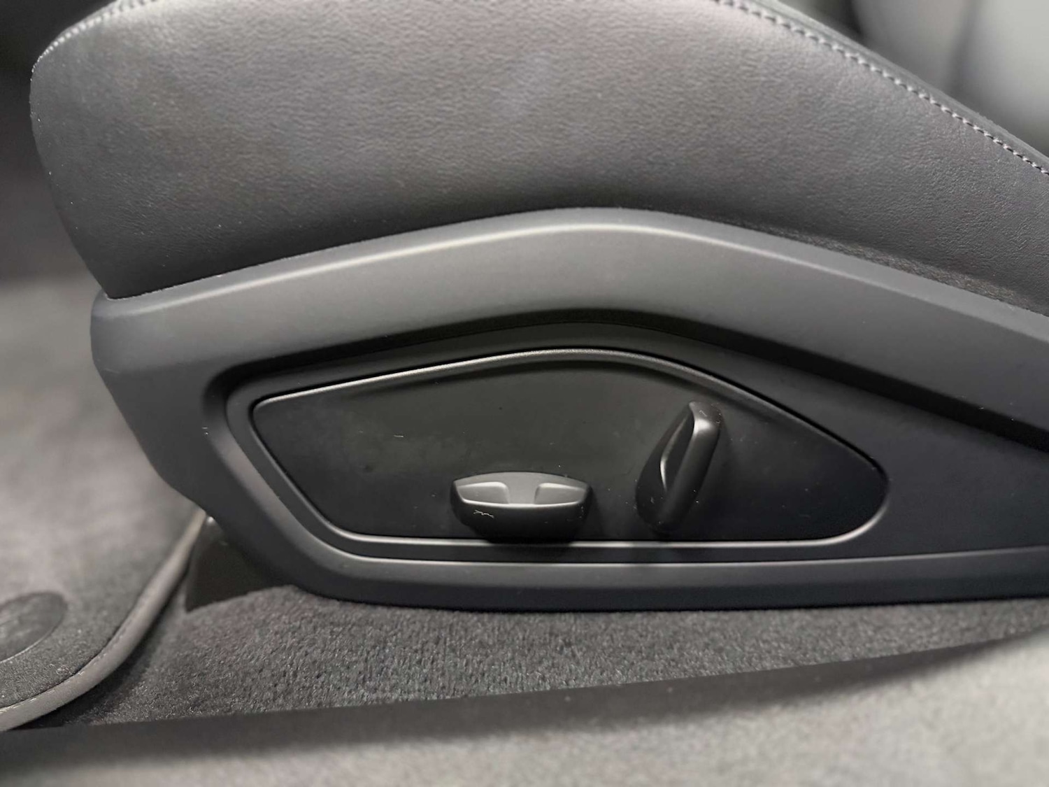 Used Porsche Taycan 2021 for sale - 77136389: Photo 51